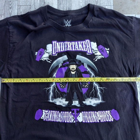 WWE Undertaker T-Shirt Adult L Nerds Wrestlemania "Taking Souls Digging Holes" - Picture 4 of 5